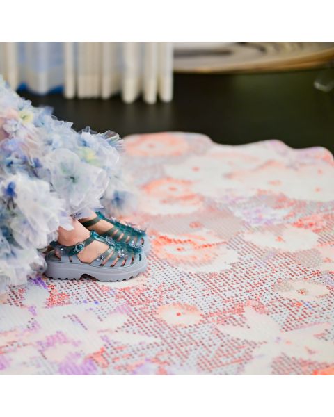 Moooi Carpets Teppich Rosetta Small, Farbe Dusk Detail