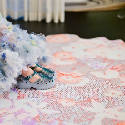 Moooi Carpets Teppich Rosetta Small, Farbe Dusk Detail